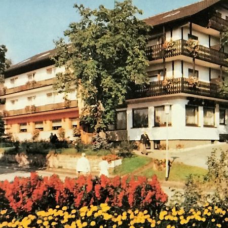 Hotel Zur Linde Bad Herrenalb Bagian luar foto